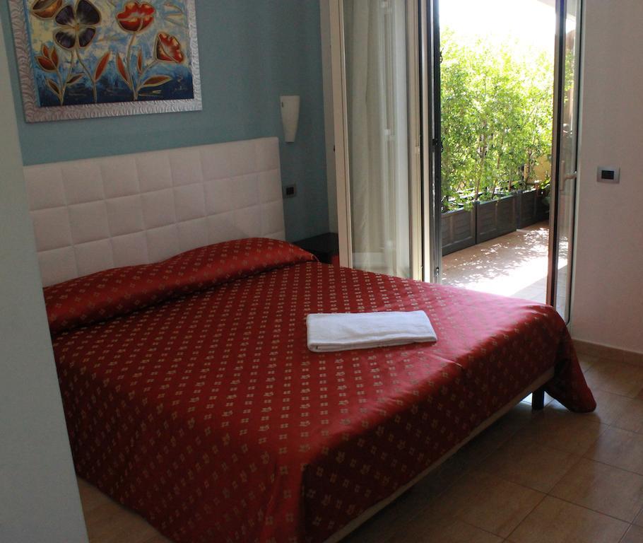 Hotel Vittorio Emanuele Floridia Rum bild